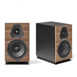 A pair of walnut-colored Sonus Faber Lumina II Bookshelf speakers